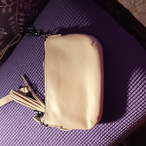 Purse - Picture 2 of 4